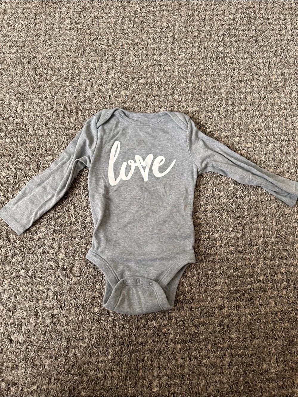 18-24M Old Navy Gray Long-Sleeve Baby One-Piece with White Love Graphic
